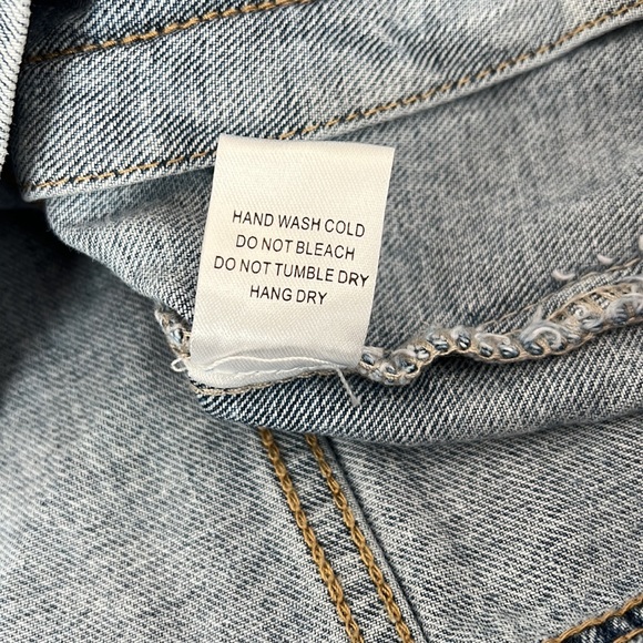 Day + Moon Love to Layer Distressed Denim Jean Jacket NWT - Picture 8 of 12